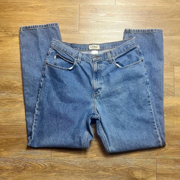 LL Bean Jeans Men's 36 x 34 Classic Fit Straight Leg Stonewashed Denim - Picture 11 of 11